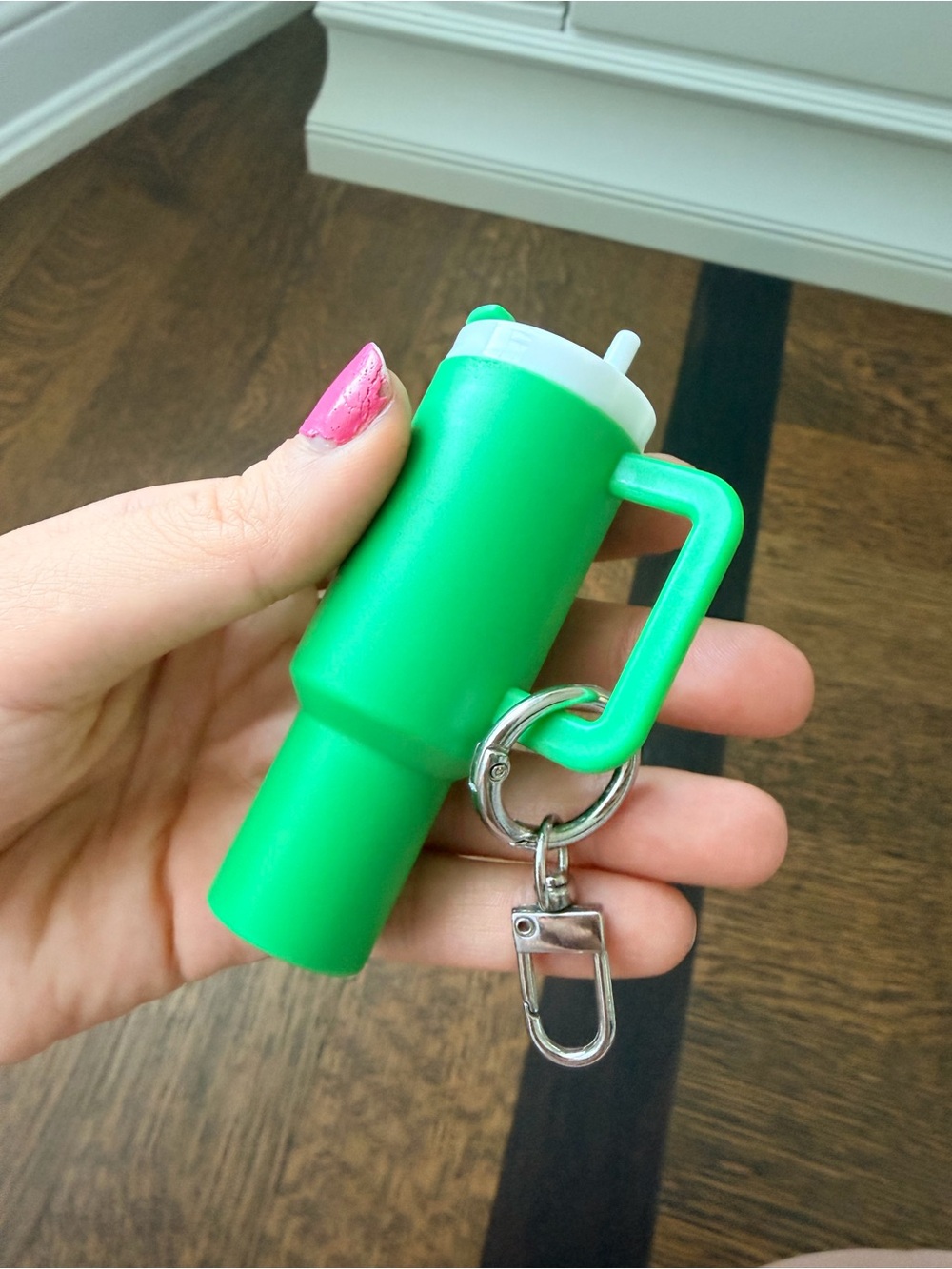 Stanley Bag Charm Keychain Green Unisex Opens & Closes NEW - Picture 8 of 11